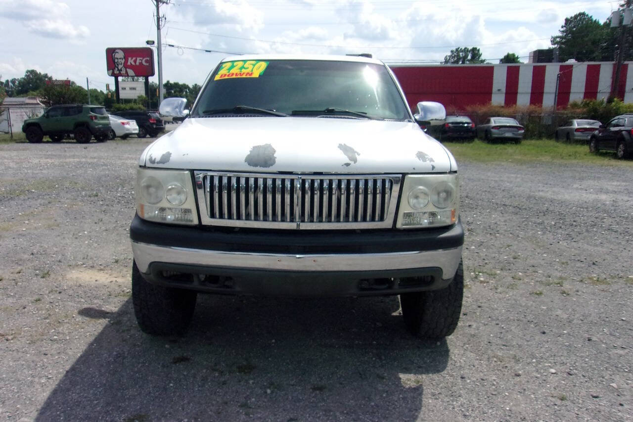 Used 2002 Chevrolet Tahoe LS RWD image 2