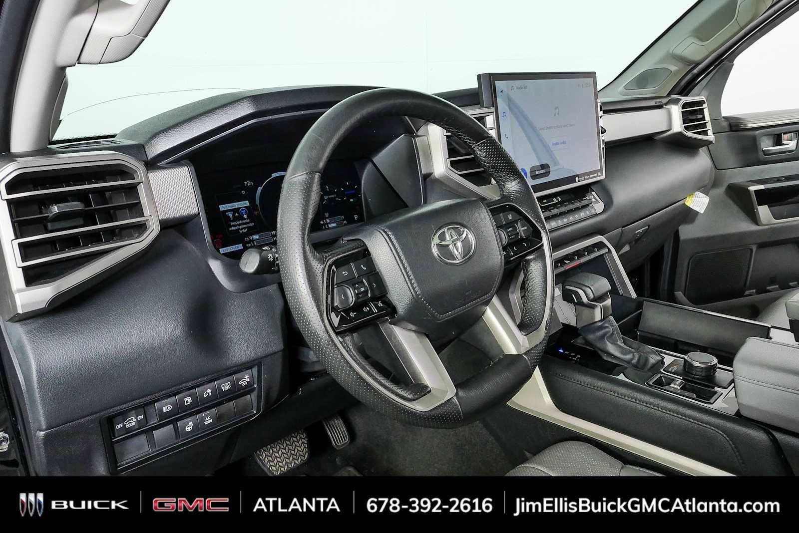 Used 2024 Toyota Sequoia Limited w/ Tow Technology Package AWD/4WD image 4