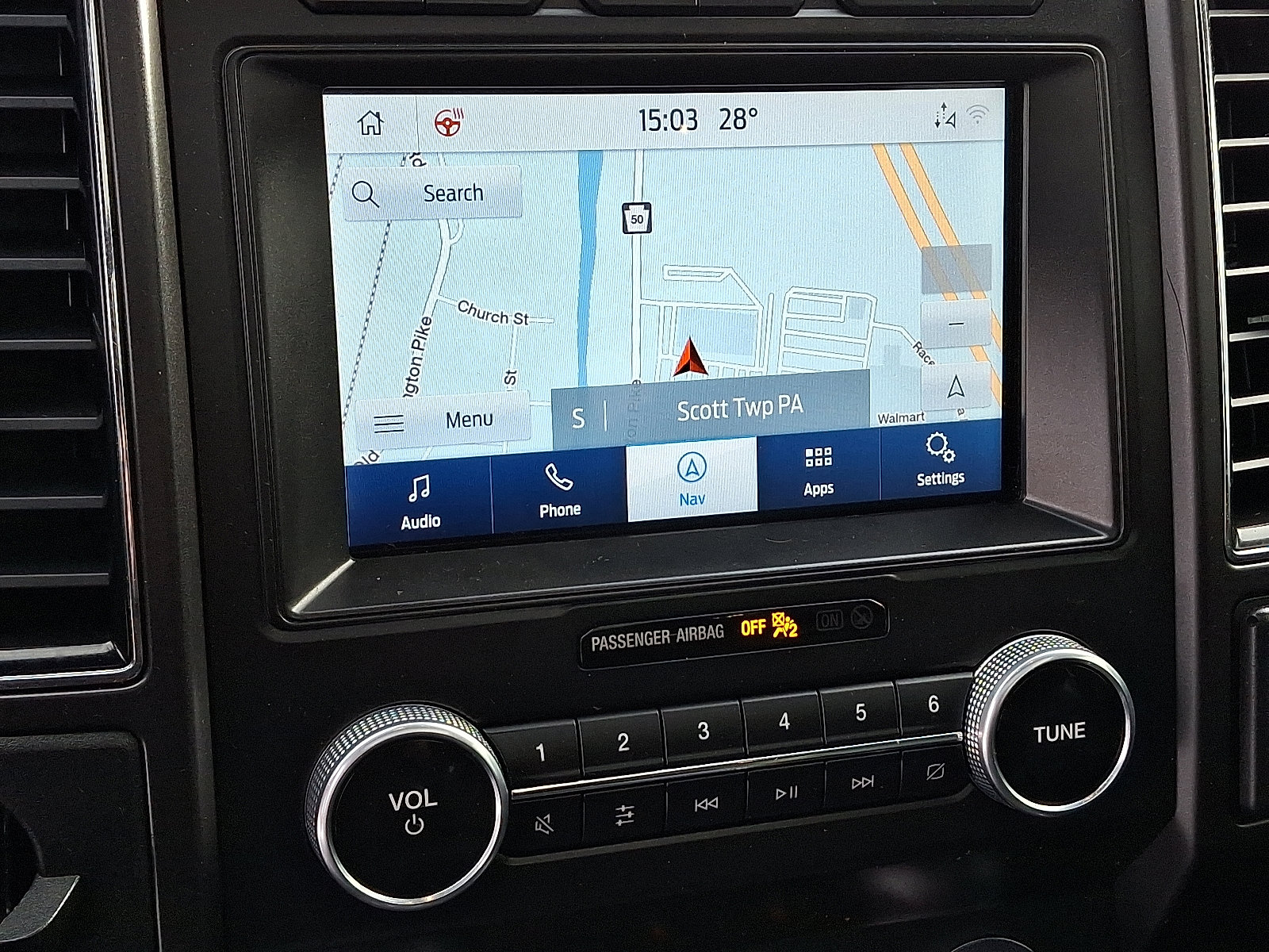 Used 2021 Ford Expedition Limited image 17