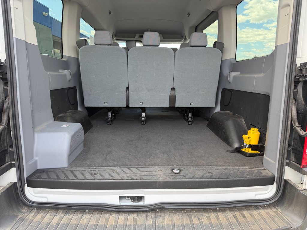 Used 2017 Ford Transit 150 XLT RWD image 27