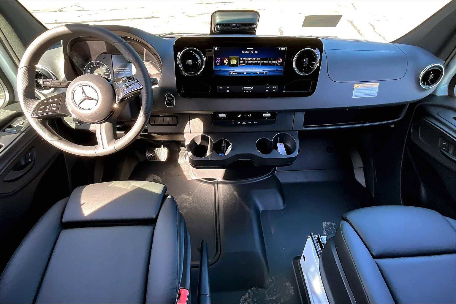 New 2025 Mercedes-Benz Sprinter 2500 image 7