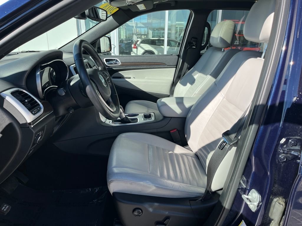 Used 2018 Jeep Grand Cherokee Limited image 12