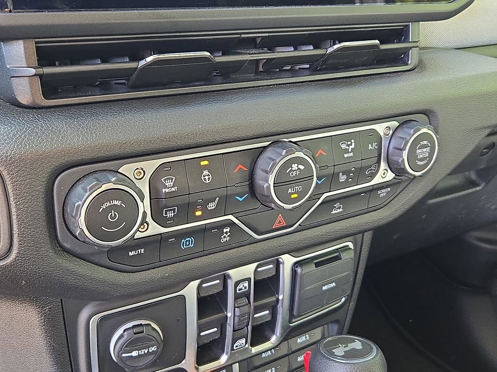 Used 2025 Jeep Wrangler Unlimited Sport S 4xe image 15