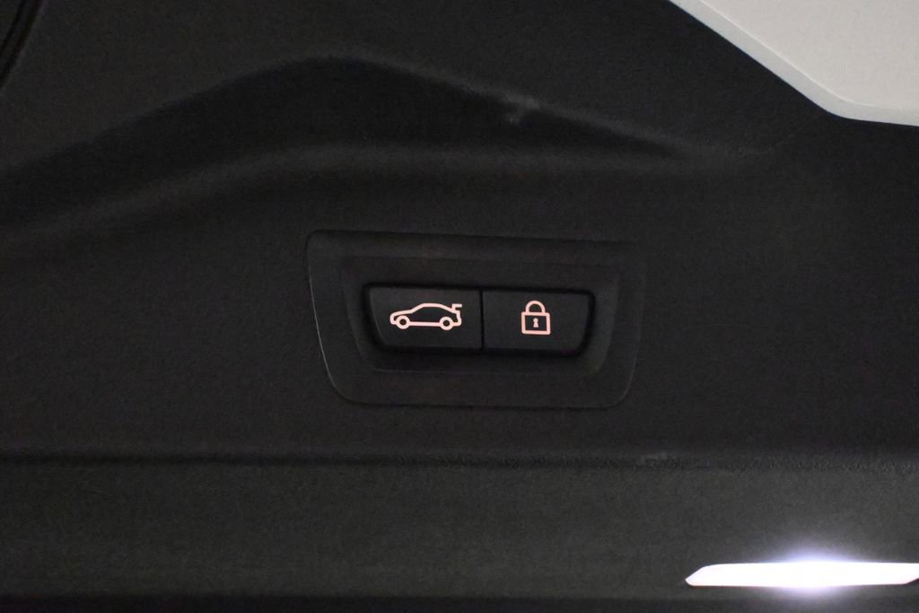 Used 2021 BMW X5 xDrive40i w/ Convenience Package image 37