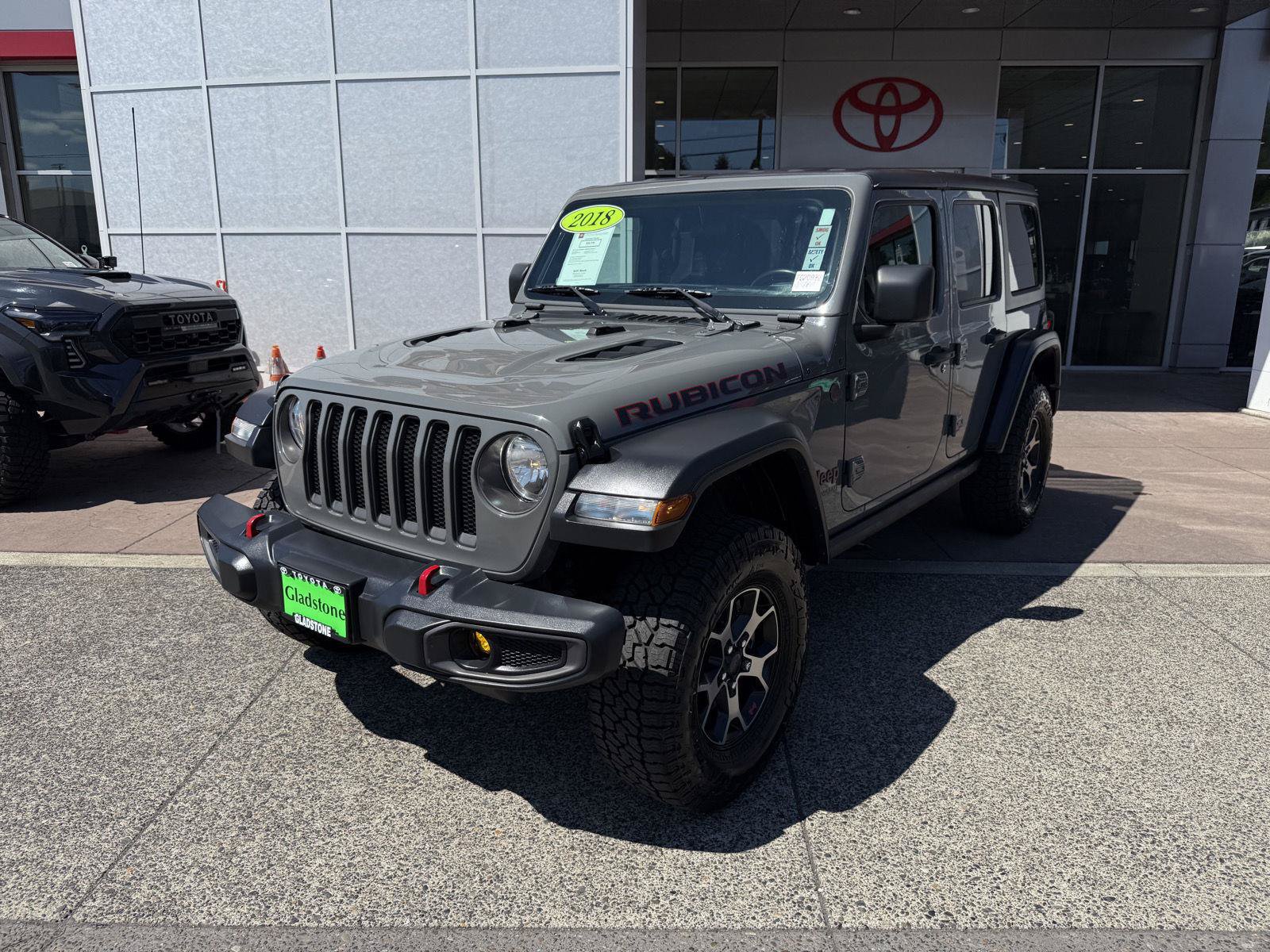 Used 2018 Jeep Wrangler Unlimited Rubicon AWD/4WD image 2