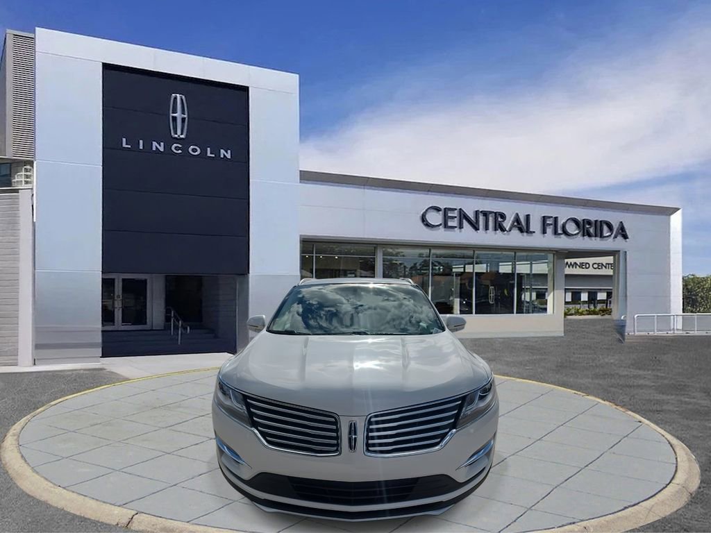 Used 2017 Lincoln MKC Reserve image 10