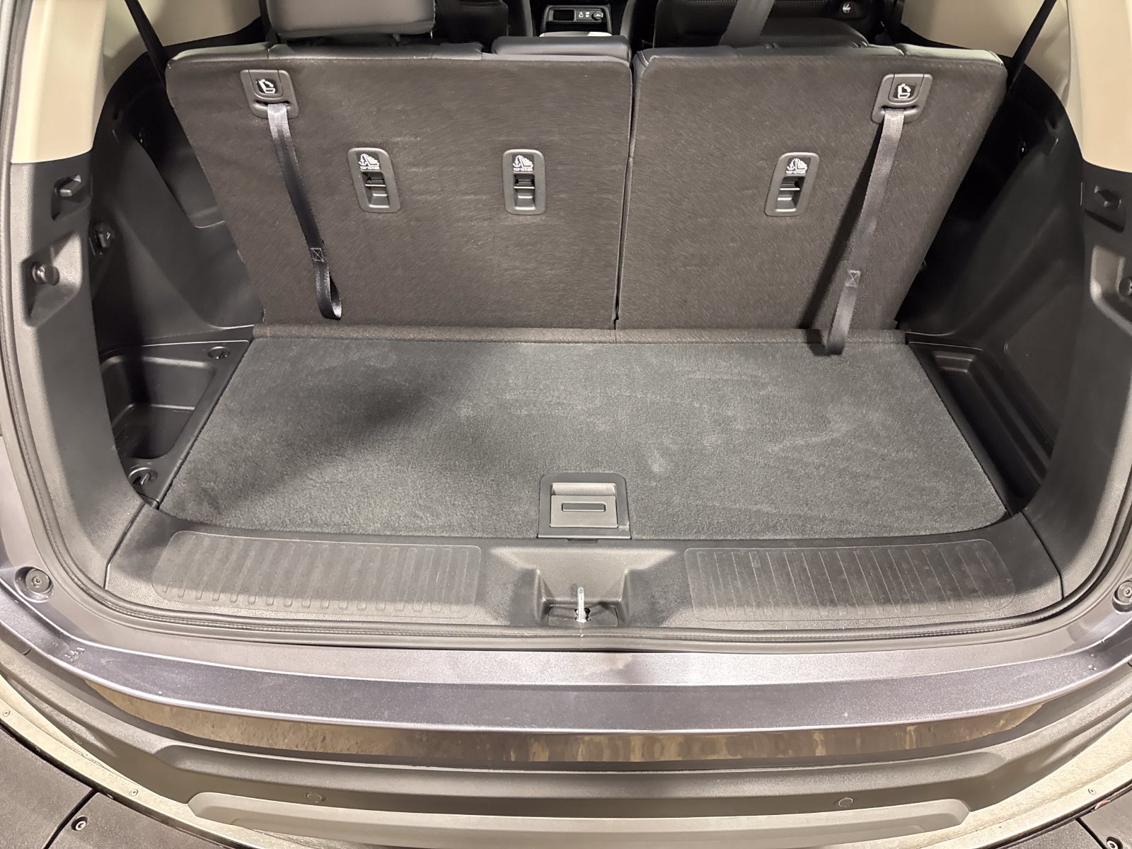 Used 2025 Honda Pilot EX-L image 29