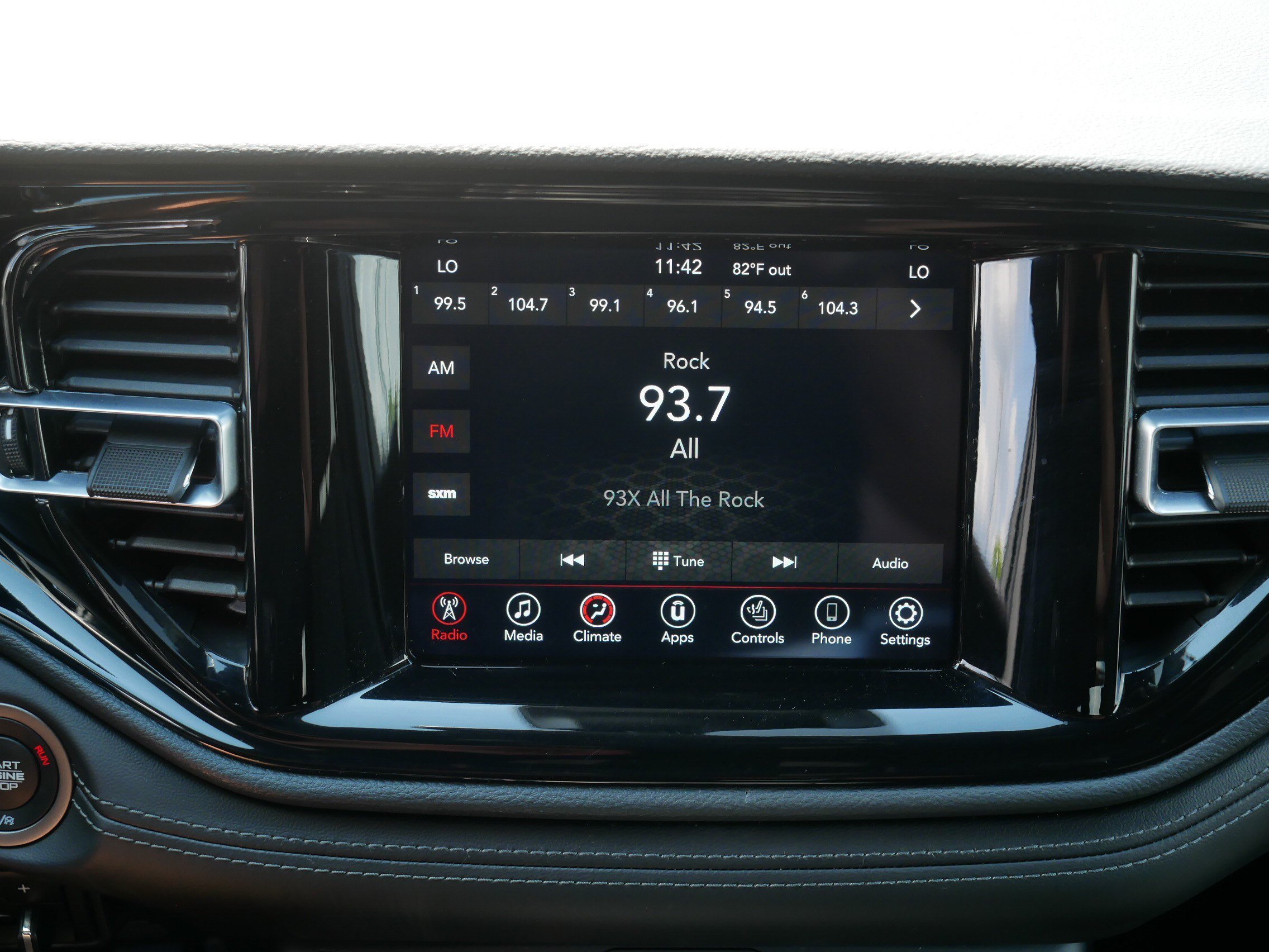 Used 2024 Dodge Durango SXT AWD/4WD image 22