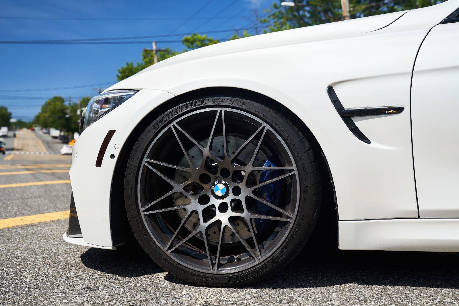 Used 2018 BMW M3 RWD image 50