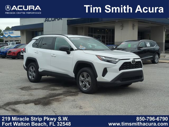 Used 2025 Toyota RAV4 LE AWD/4WD image 1