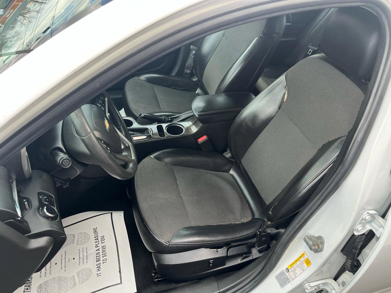 Used 2015 Chevrolet Malibu LT image 23