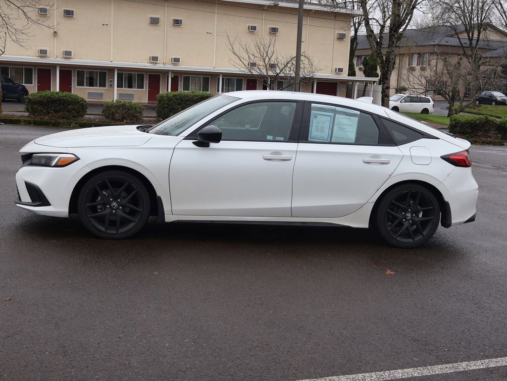Used 2022 Honda Civic Sport image 3