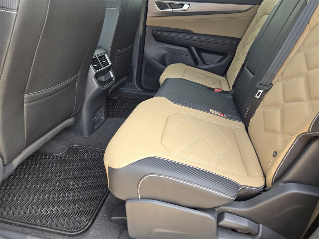 New 2026 Volkswagen Atlas Cross Sport SE image 21