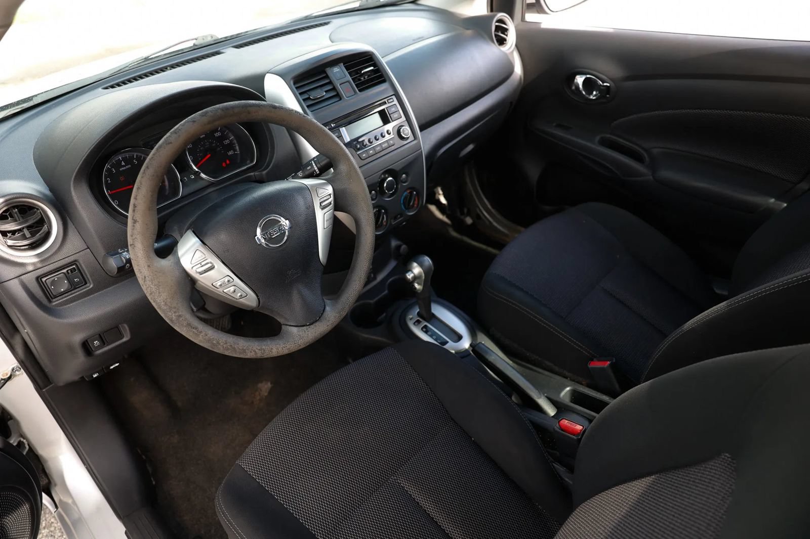 Used 2018 Nissan Versa SV FWD image 16