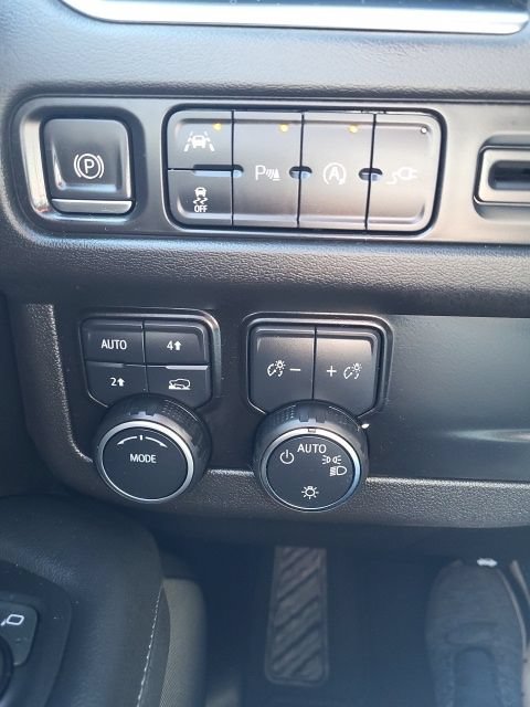 Used 2022 Chevrolet Tahoe LS AWD/4WD image 18