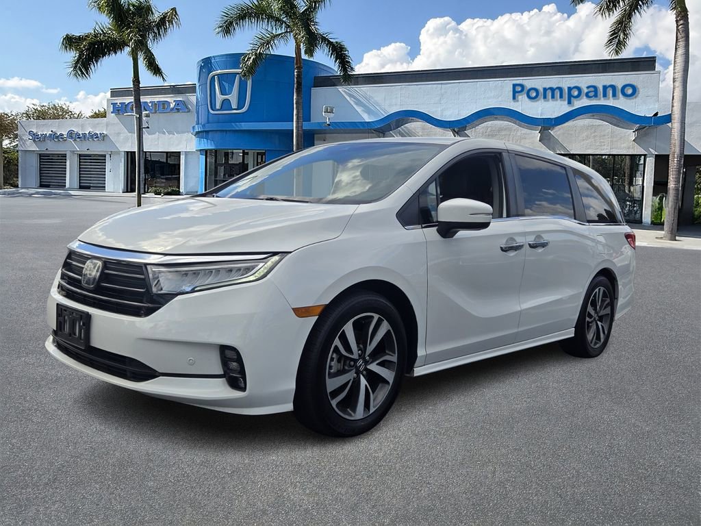 Certified 2022 Honda Odyssey Touring image 3
