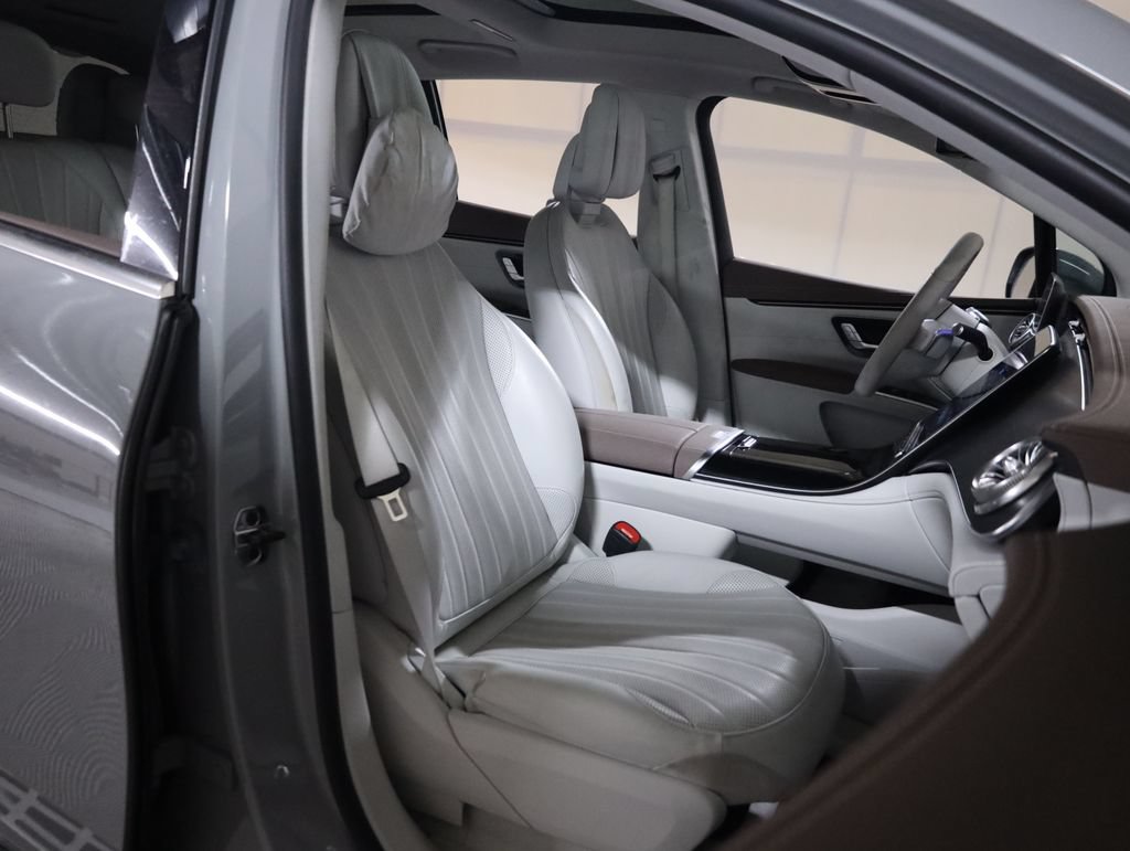 Used 2023 Mercedes-Benz EQS 450+ 4MATIC SUV image 59