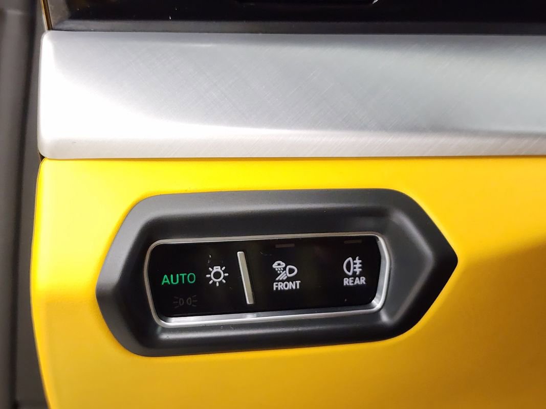 Used 2019 Lamborghini Urus image 24