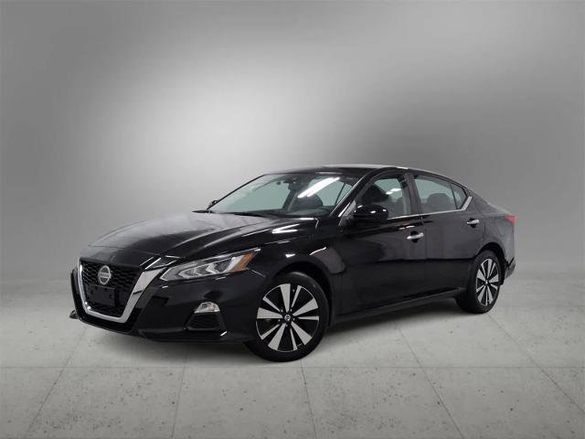 Certified 2021 Nissan Altima 2.5 SV image 1