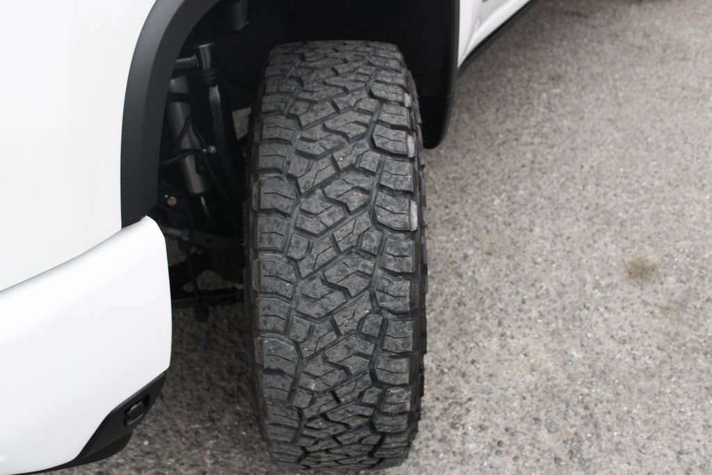 Used 2024 Chevrolet Silverado 3500 High Country w/ High Country Premium Package image 50