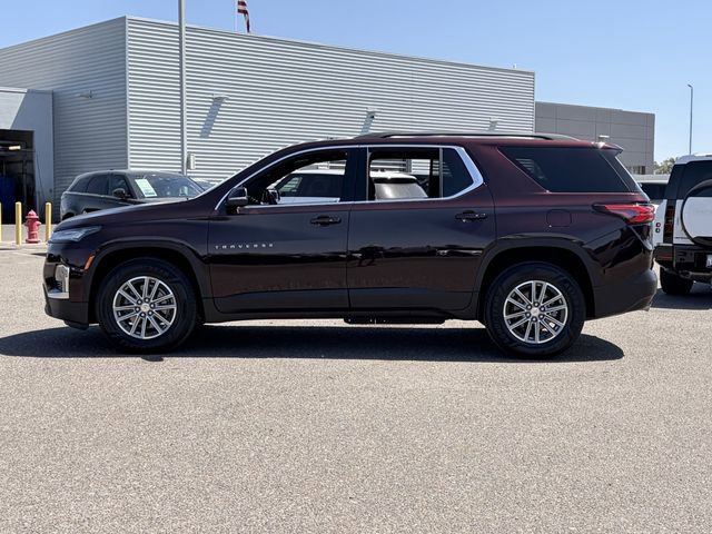 Used 2023 Chevrolet Traverse LT FWD image 9