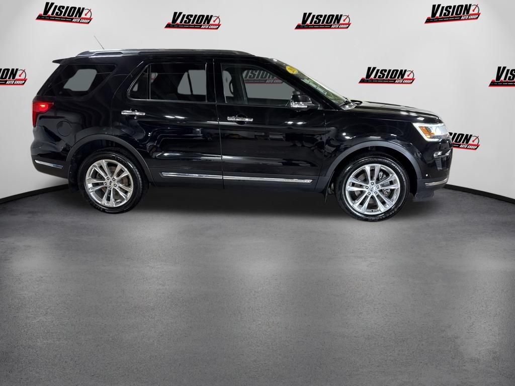Used 2019 Ford Explorer Limited w/ Ford Safe & Smart Package AWD/4WD image 4
