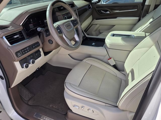Used 2024 GMC Yukon Denali w/ Advanced Technology Package RWD image 7