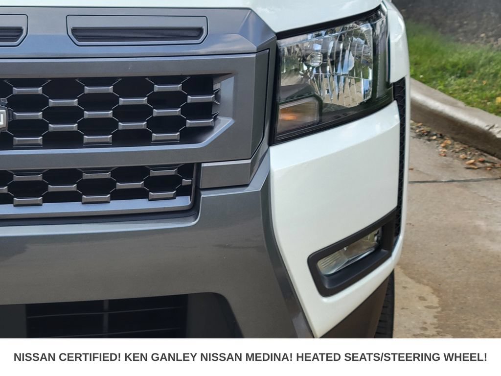 Certified 2025 Nissan Frontier SV w/ SV Convenience Package AWD/4WD image 10