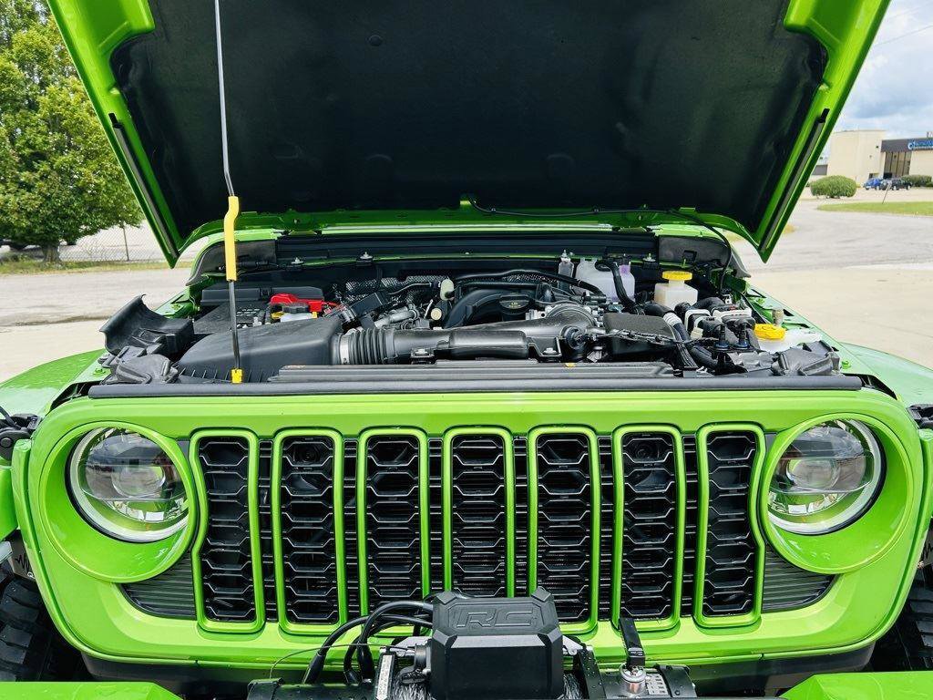 New 2025 Jeep Gladiator Sport w/ Premium Package image 44