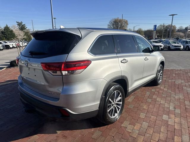 Used 2019 Toyota Highlander XLE image 36