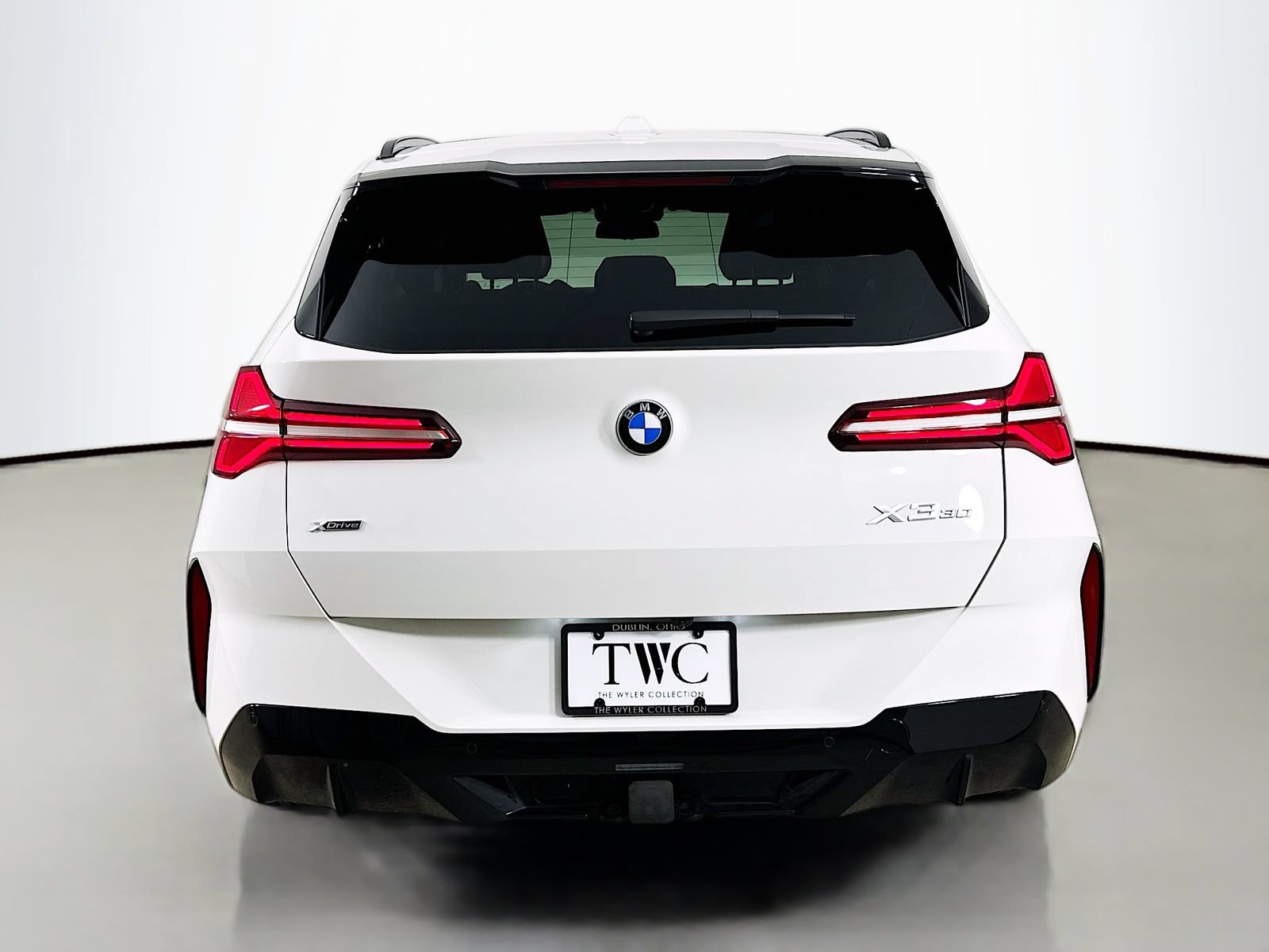 Used 2025 BMW X3 xDrive30i w/ Premium Package AWD/4WD image 6