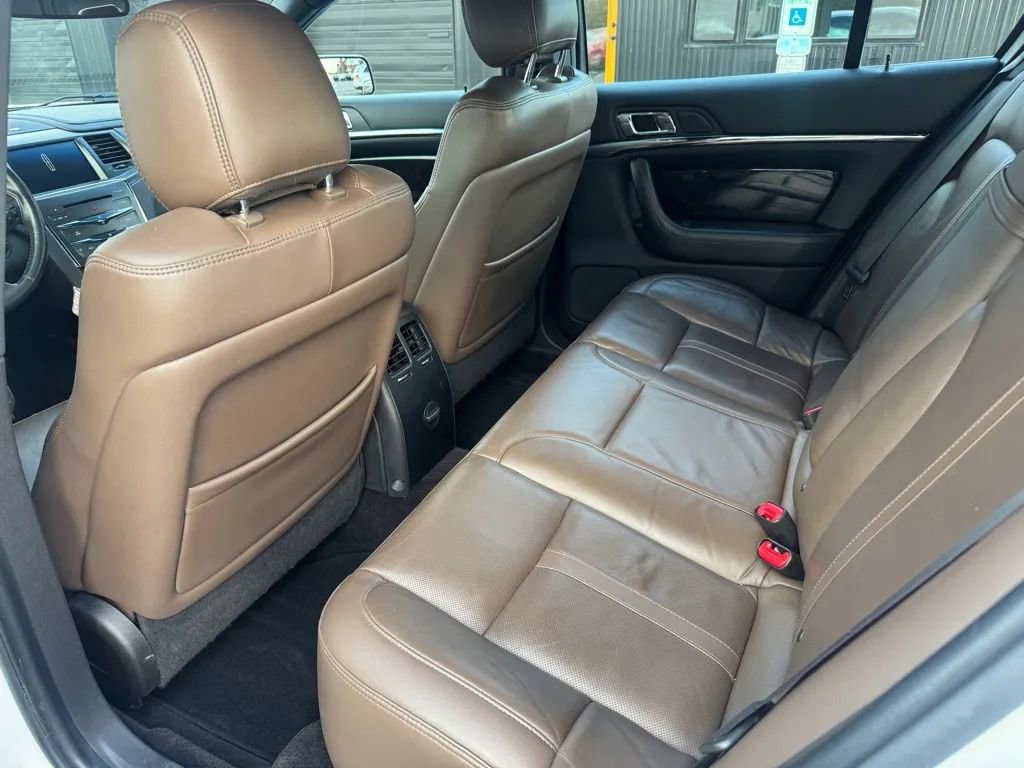 Used 2015 Lincoln MKS AWD w/ Equipment Group 101A image 6