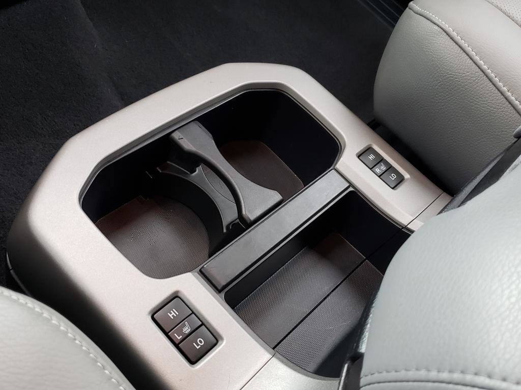 Used 2022 Toyota Sequoia Platinum image 12