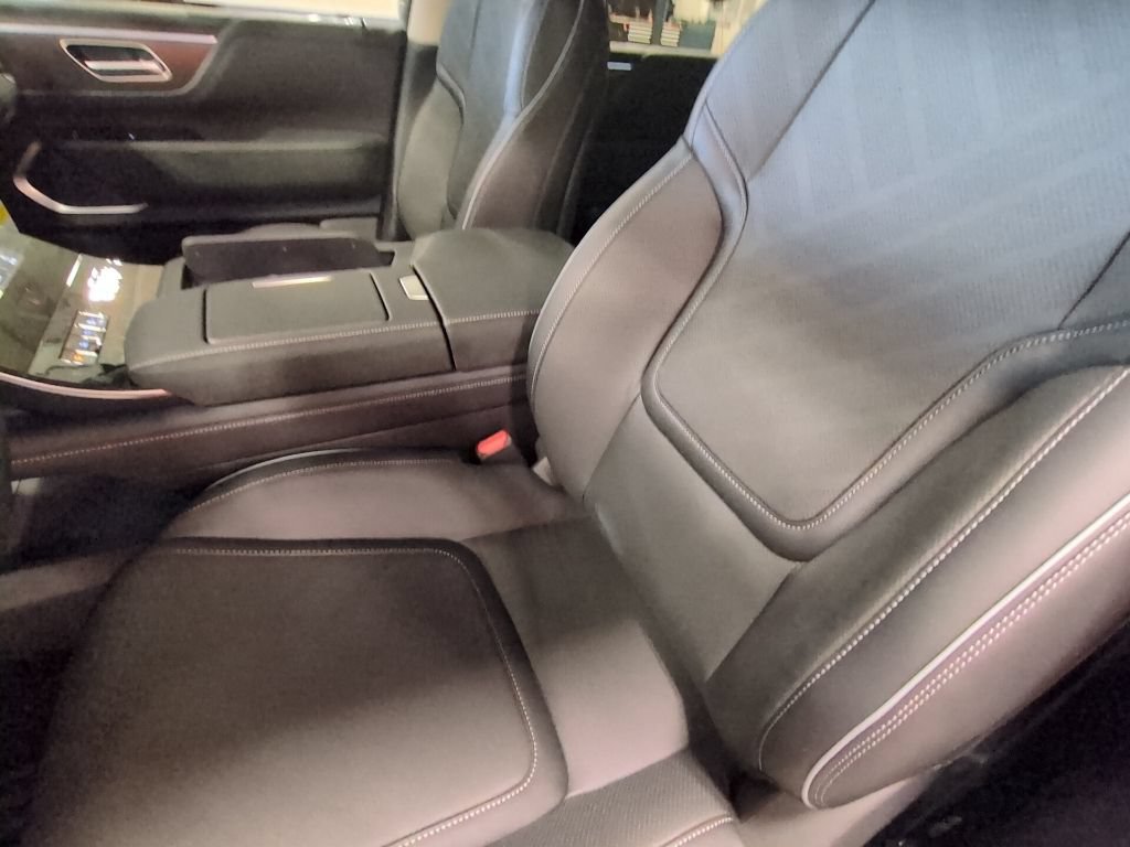 New 2026 INFINITI QX80 Luxe w/ Cargo Package RWD image 8