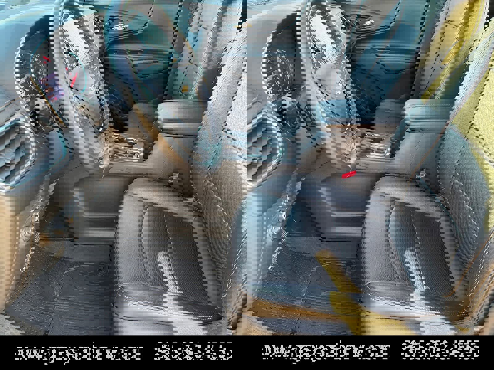 Used 2020 Chevrolet Equinox Premier image 10