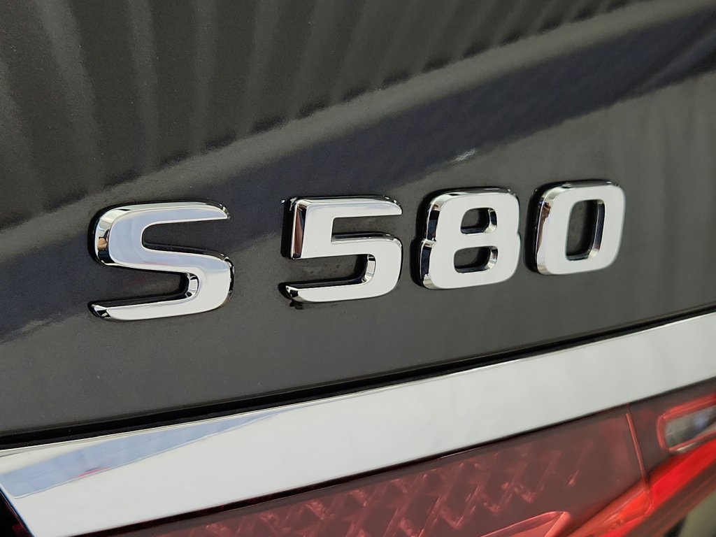 Used 2021 Mercedes-Benz S 580 4MATIC Sedan image 36