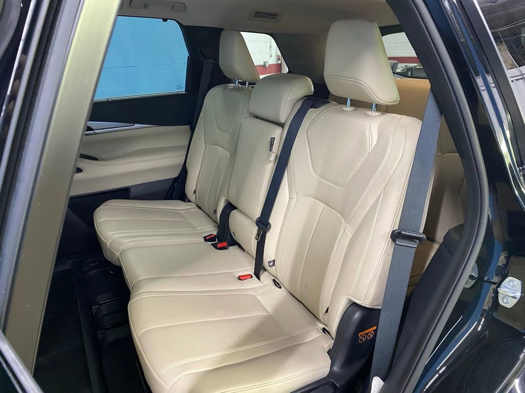 Used 2022 INFINITI QX60 Luxe image 37