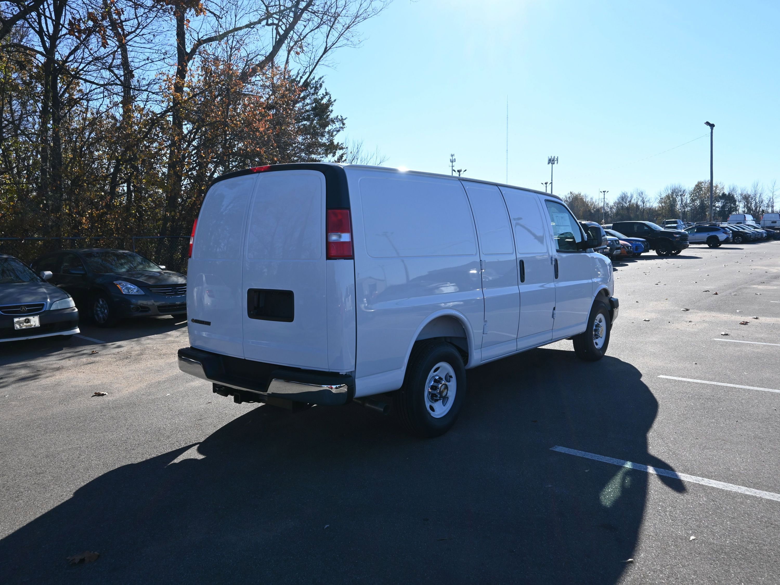 New 2025 Chevrolet Express 2500 w/ Driver Convenience Package image 10