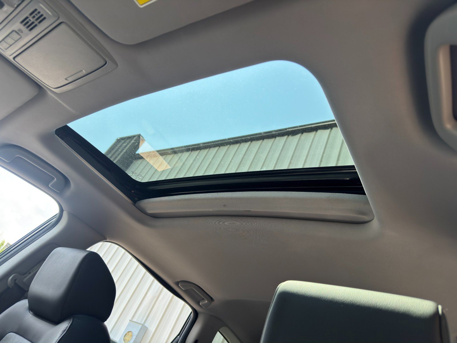 Used 2021 Honda CR-V EX-L image 11