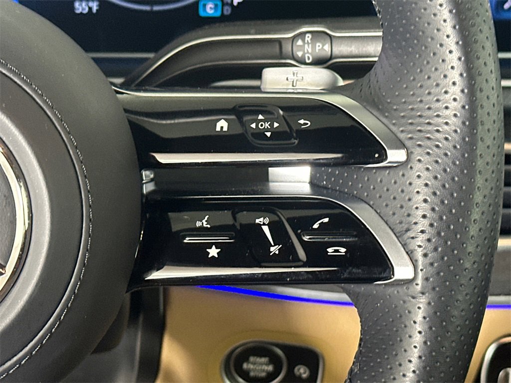 Certified 2025 Mercedes-Benz GLS 450 4MATIC image 28