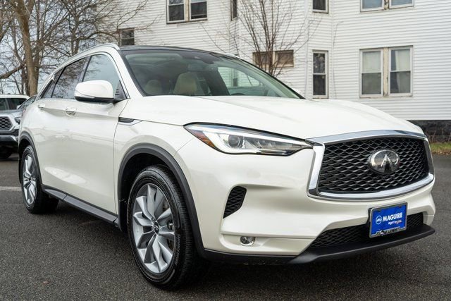 Used 2021 INFINITI QX50 Luxe w/ Cargo Package image 4