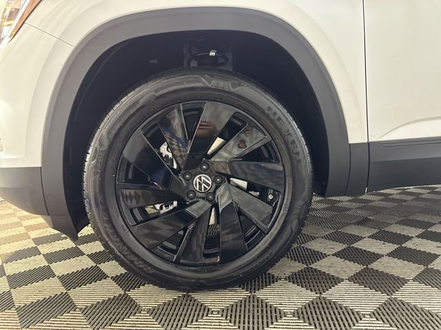 New 2026 Volkswagen Atlas SE image 10
