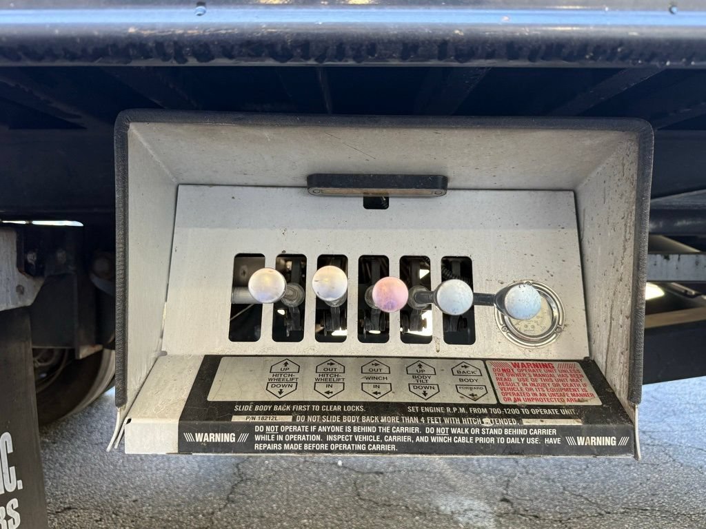 Used 2017 Ford F650 2WD SuperCab Super Duty image 26
