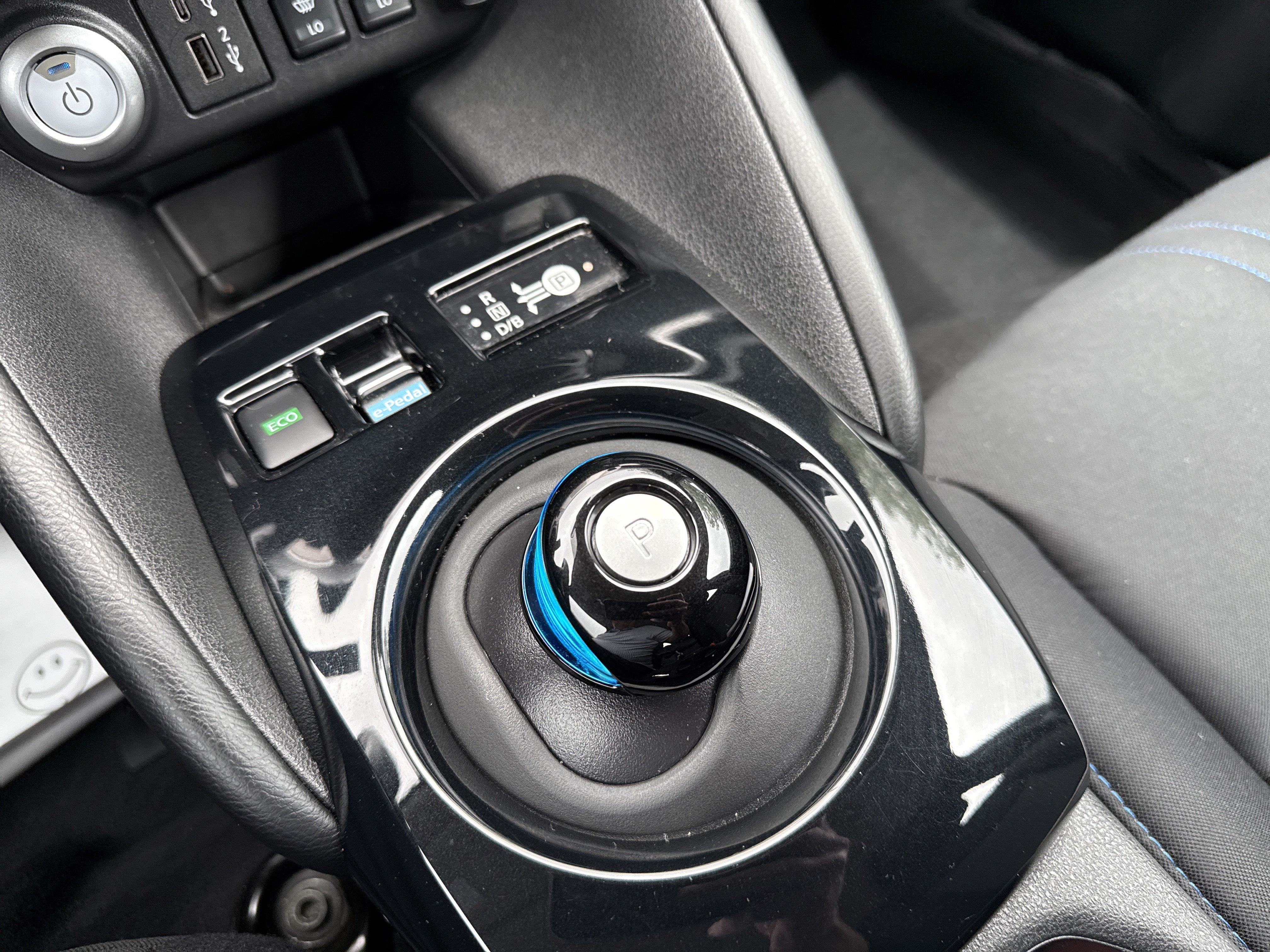 Certified 2024 Nissan Leaf SV Plus FWD image 18