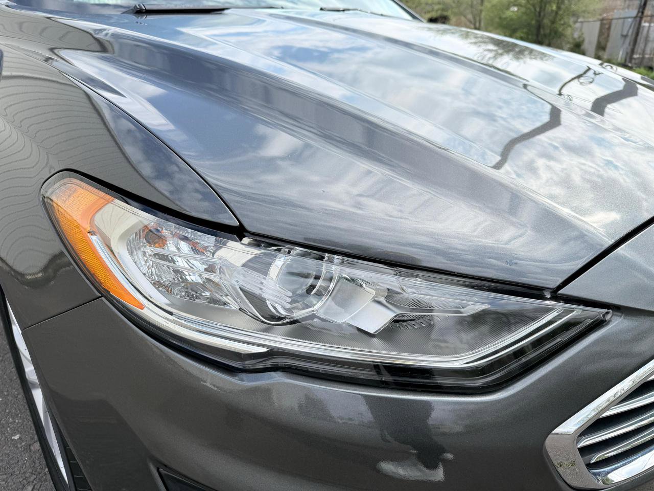 Used 2019 Ford Fusion SE FWD image 11