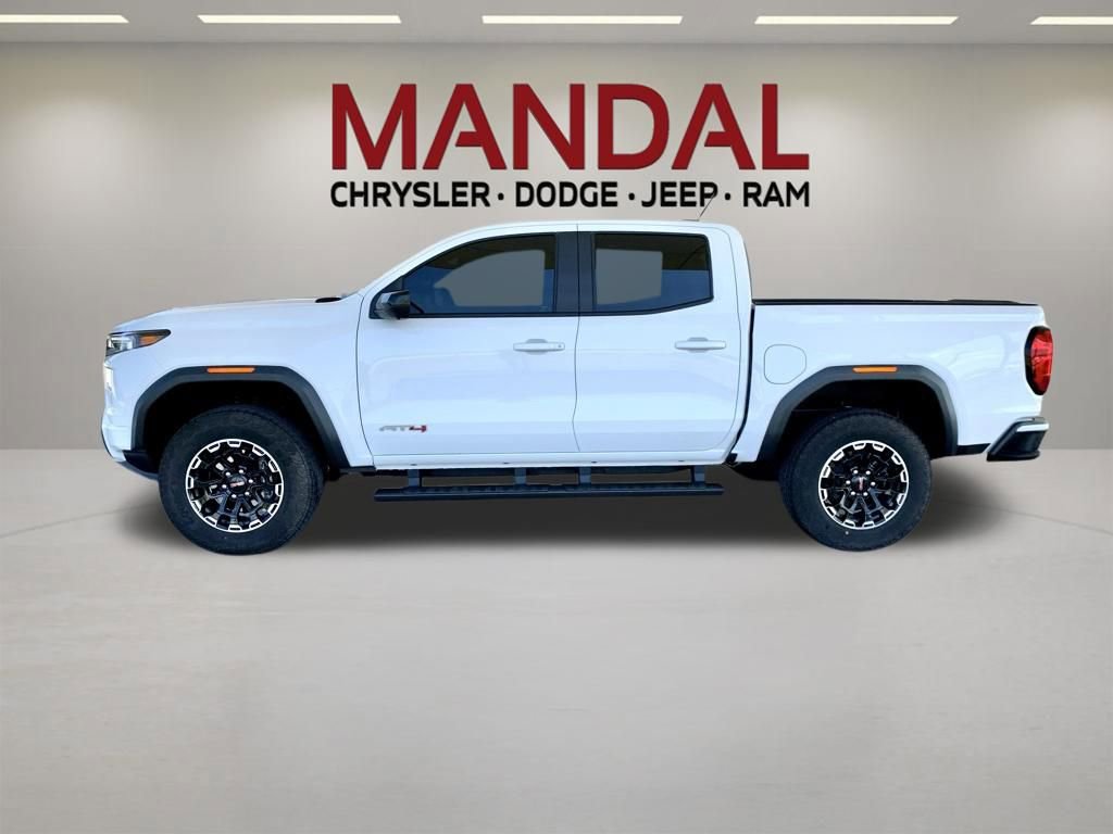 Used 2026 GMC Canyon AT4 w/ Technology Plus Package AWD/4WD image 9