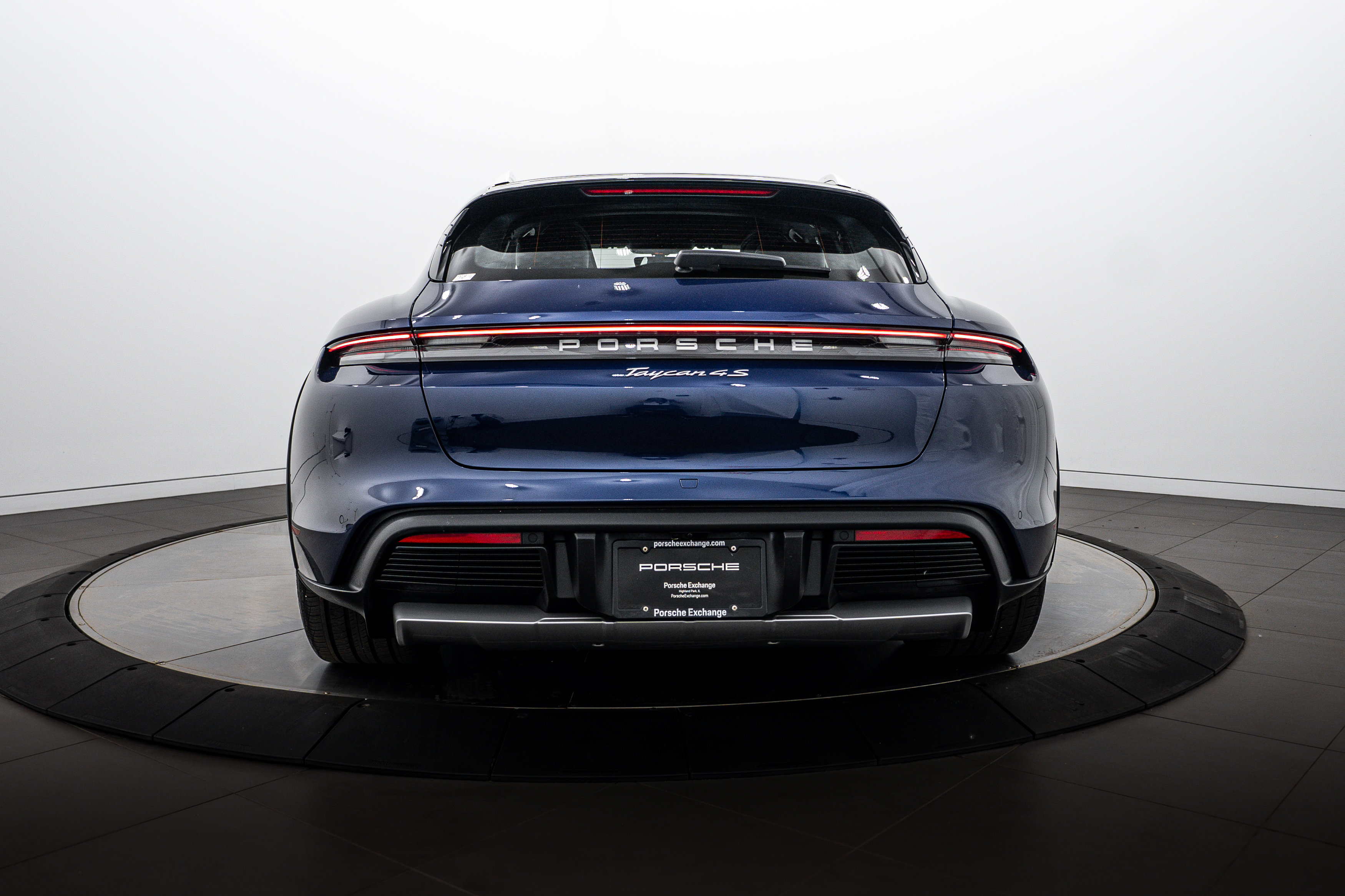 Certified 2024 Porsche Taycan 4S AWD/4WD image 6