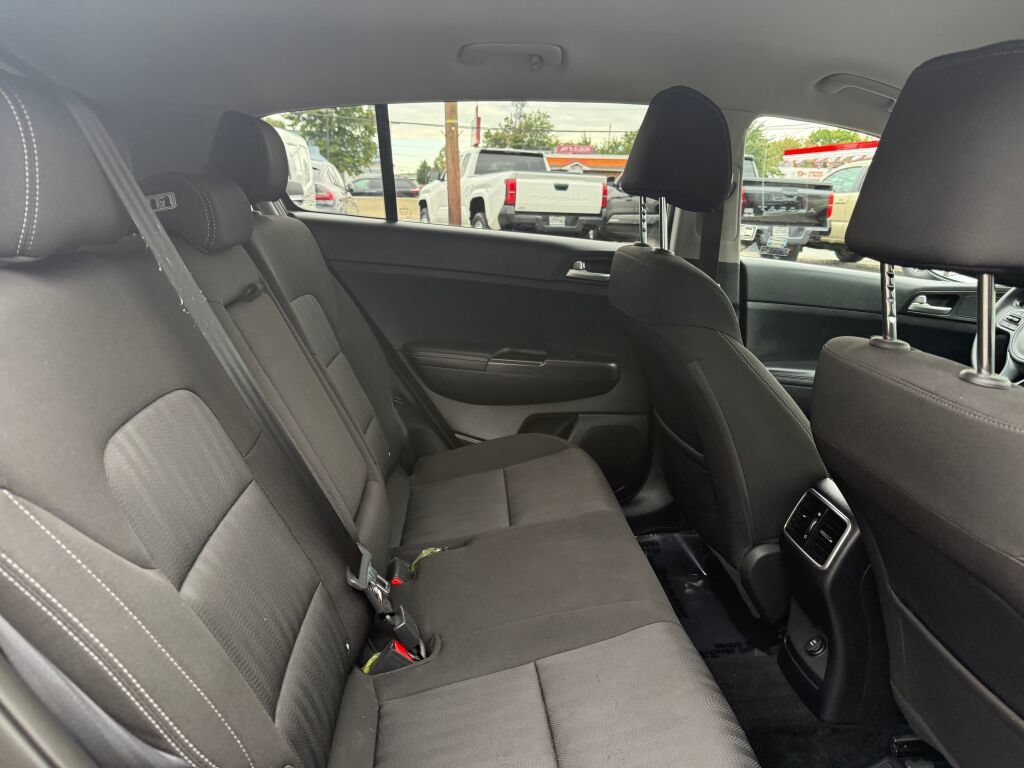 Used 2017 Kia Sportage LX FWD image 25