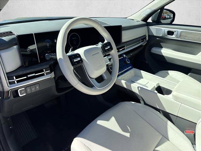 Used 2025 Hyundai Santa Fe Limited FWD image 9
