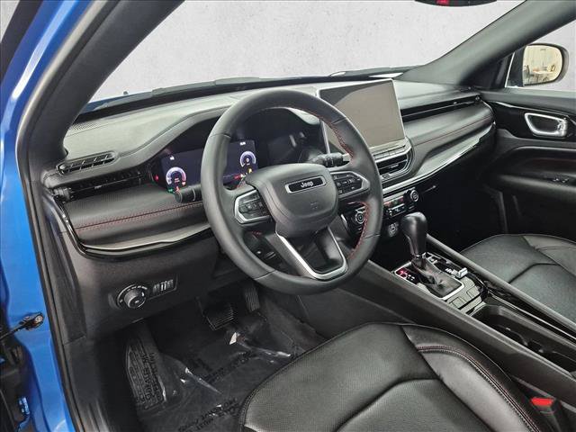 Certified 2025 Jeep Compass Trailhawk w/ Trailhawk Elite Group AWD/4WD image 10